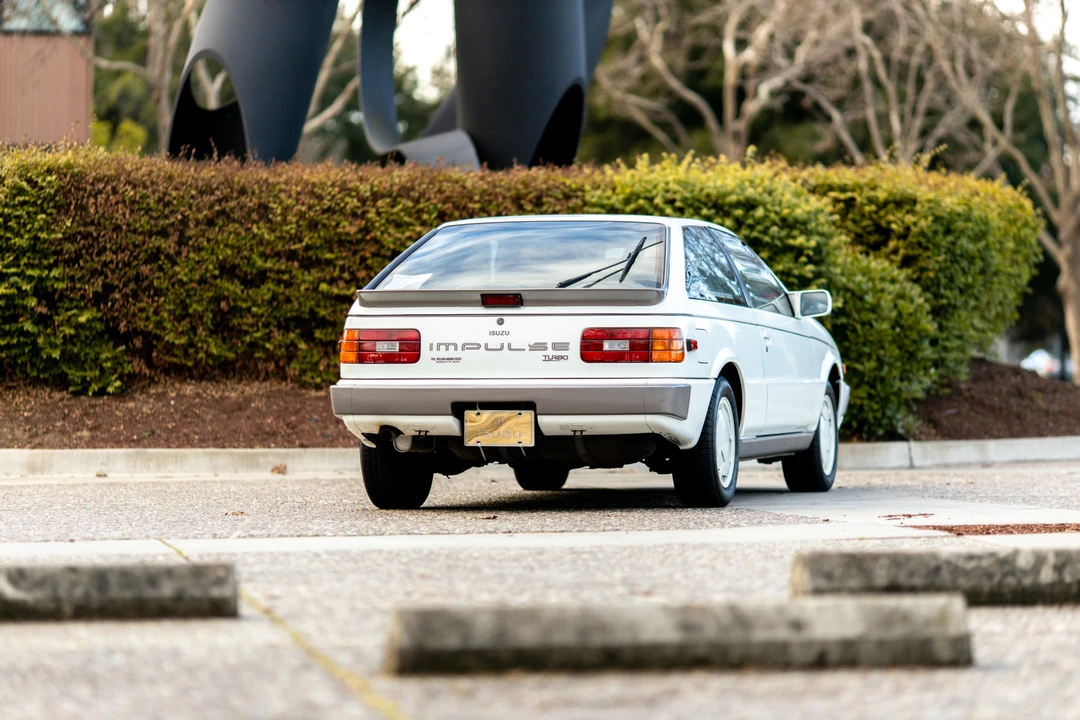 1987 Isuzu Impulse - Image 4 of 31