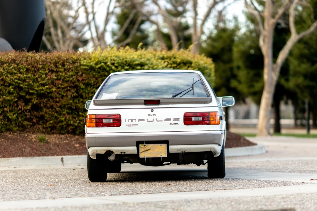 1987 Isuzu Impulse - Image 9 of 31