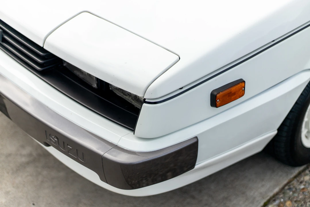 1987 Isuzu Impulse - Image 13 of 31