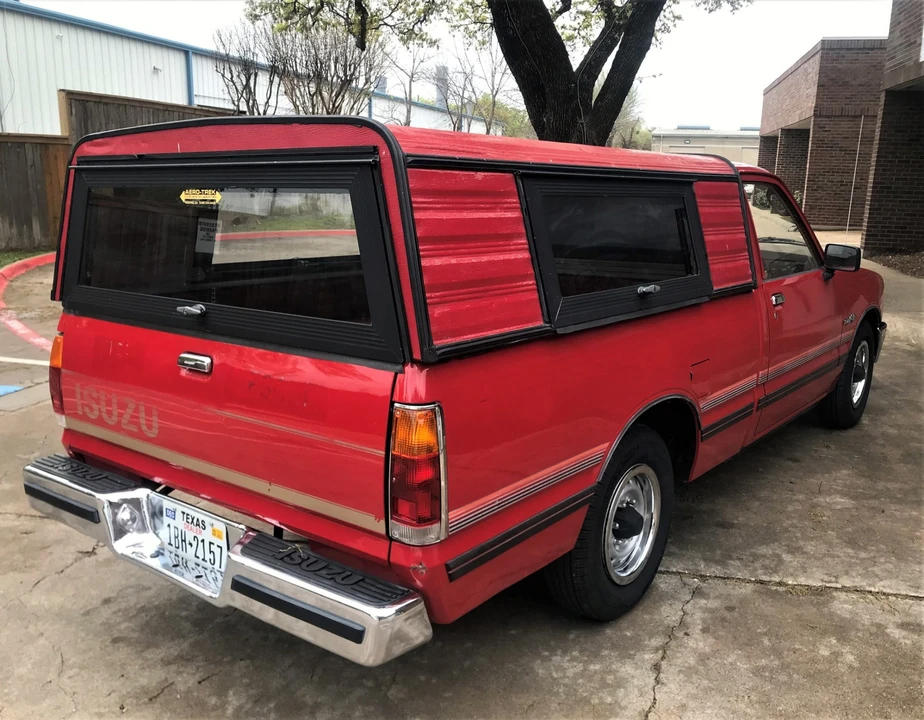 1987 Isuzu - Image 8 of 31