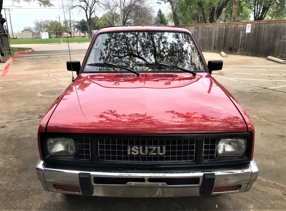1987 Isuzu - Image 3 of 31