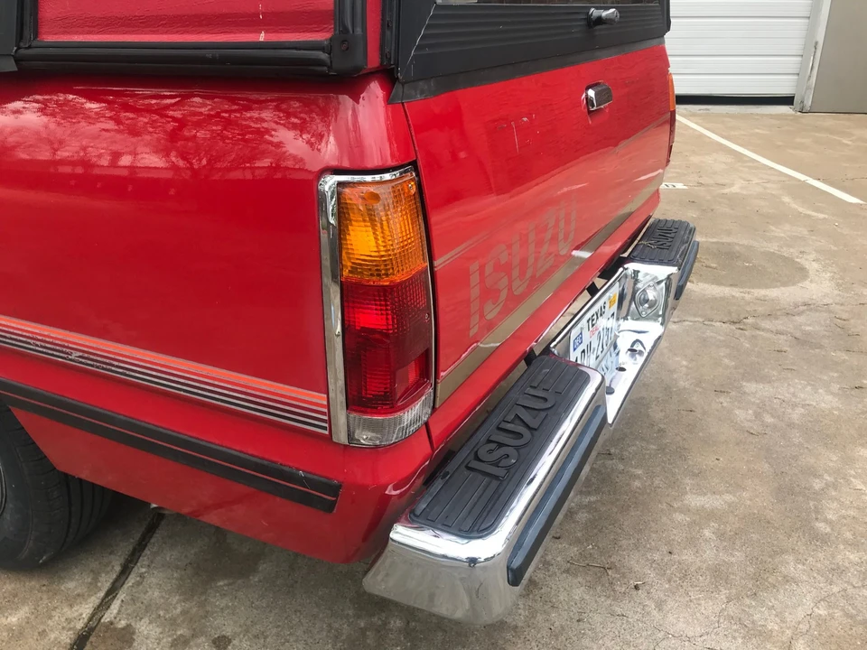1987 Isuzu - Image 31 of 31