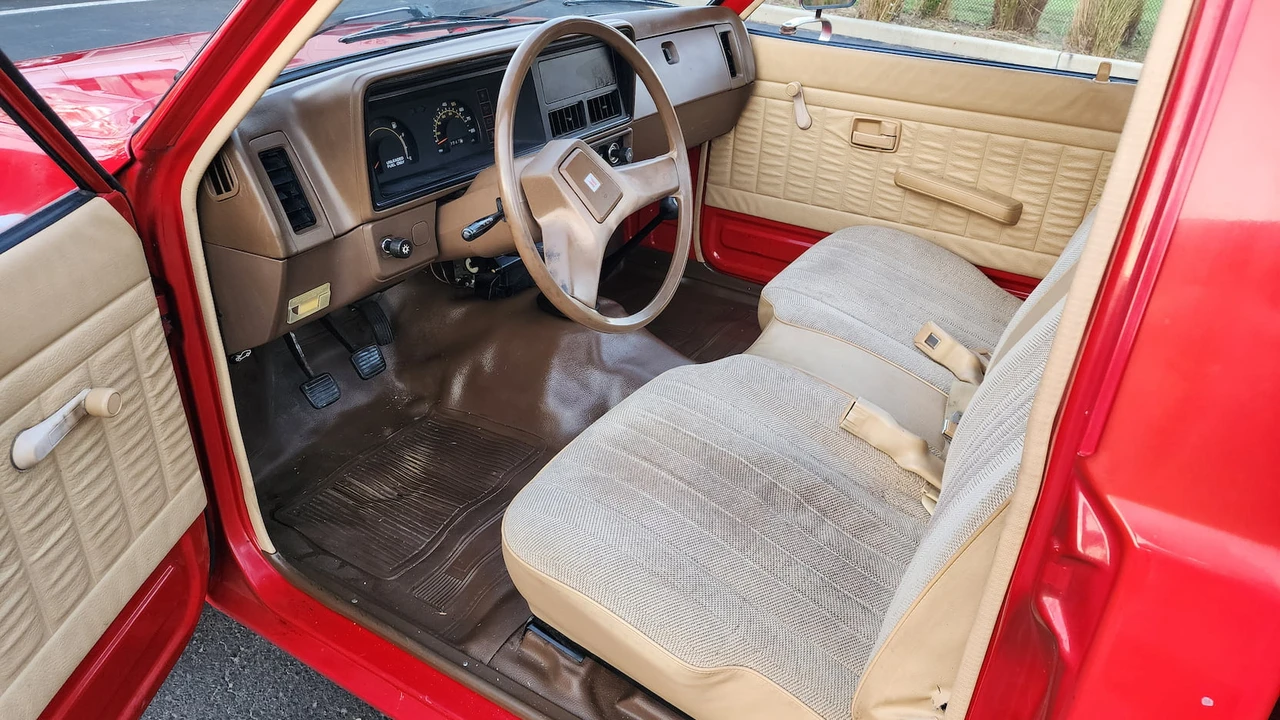 1987 Isuzu - Image 3 of 15