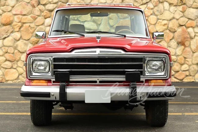 1987 Jeep SJ Grand Wagoneer - Image 5 of 17