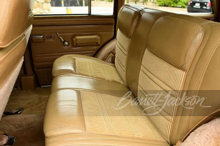 1987 Jeep SJ Grand Wagoneer - Image 12 of 17