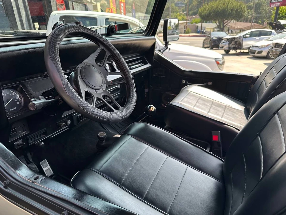 1987 Jeep YJ Wrangler - Image 2 of 5