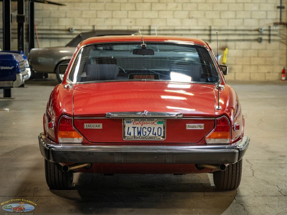 1987 Jaguar XJ Series 3 - Image 18 of 21