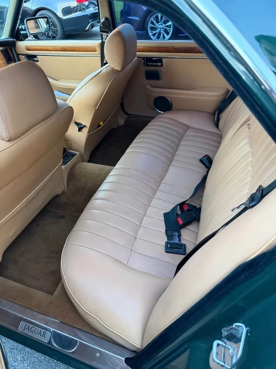 1987 Jaguar XJ Series 3 - Image 12 of 17