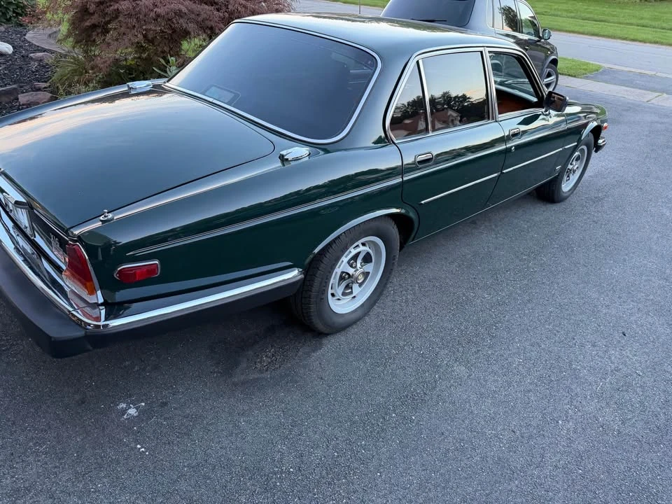 1987 Jaguar XJ Series 3 - Image 8 of 17