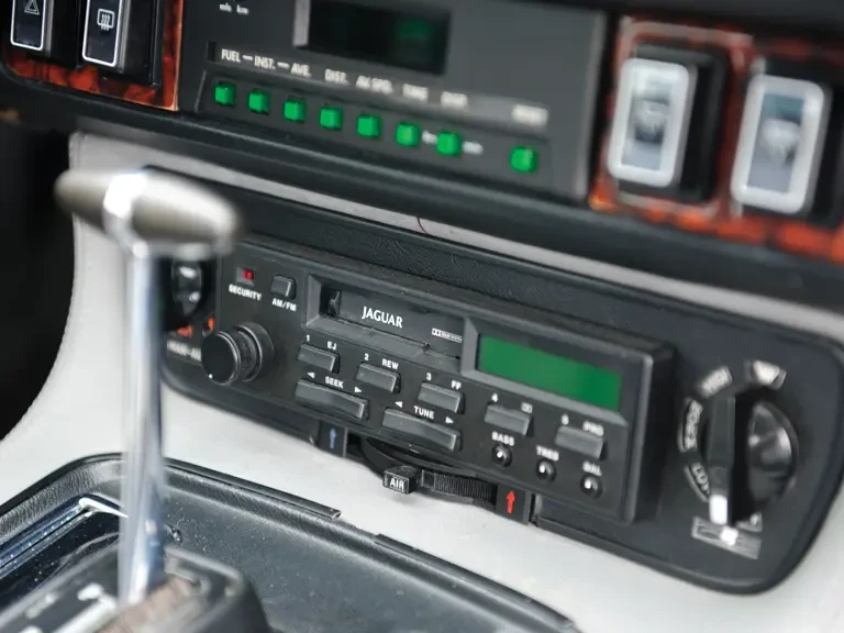 1987 Jaguar XJS - Image 14 of 22