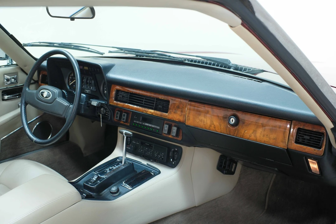 1987 Jaguar XJS - Image 30 of 31