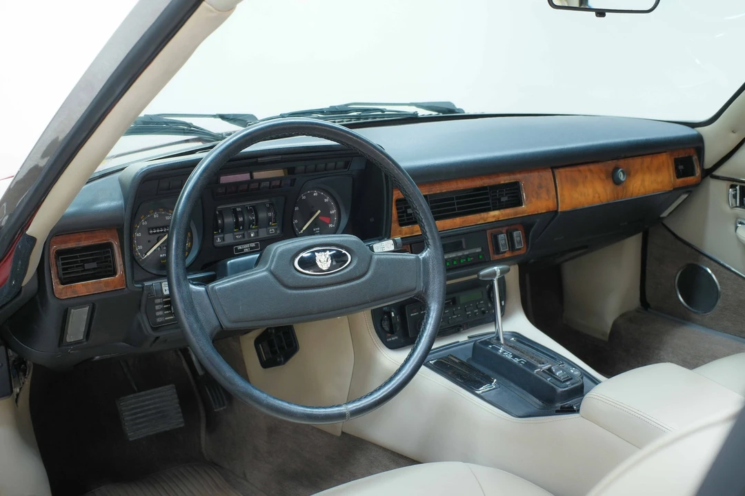 1987 Jaguar XJS - Image 25 of 31