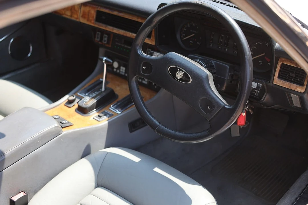 1987 Jaguar XJS Pre-Facelift V12 - Image 25 of 30