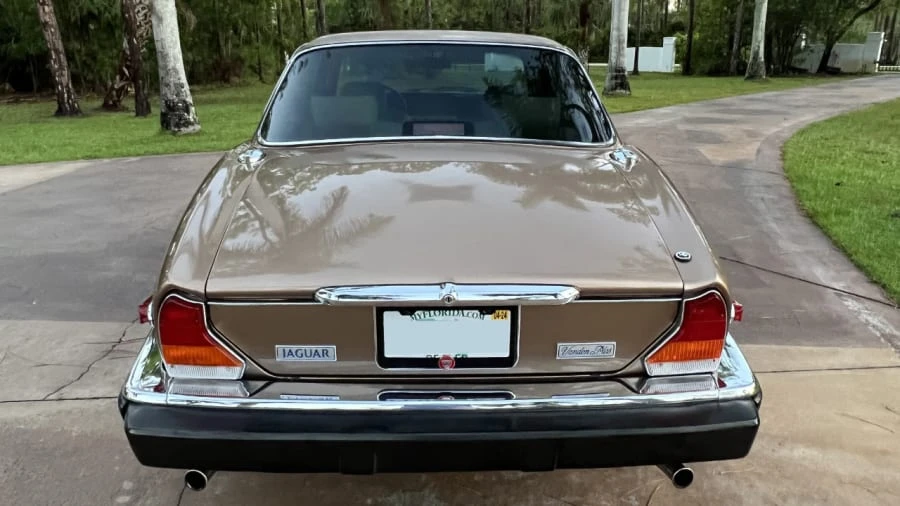 1987 Jaguar XJ Series 3 - Image 5 of 31