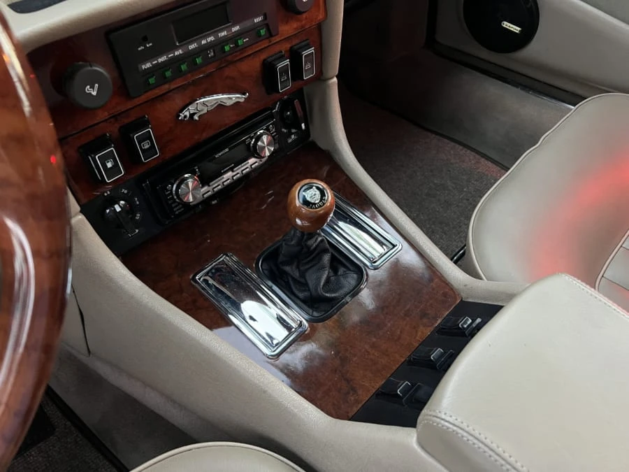 1987 Jaguar XJ Series 3 - Image 22 of 31
