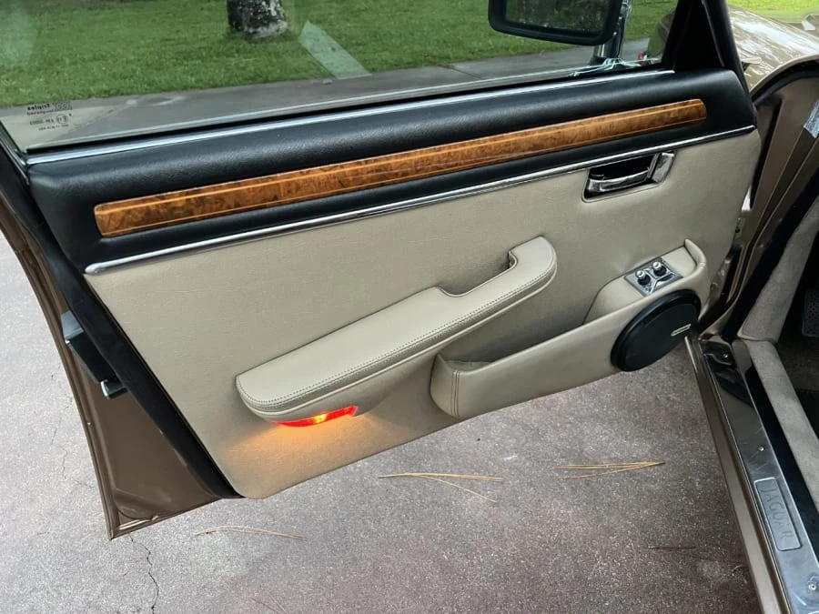 1987 Jaguar XJ Series 3 - Image 24 of 31