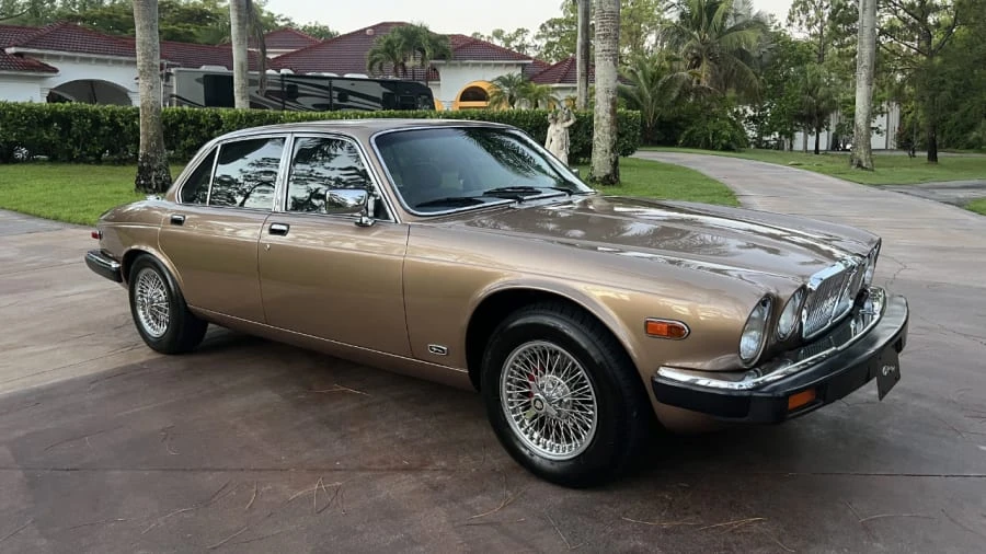 1987 Jaguar XJ Series 3 - Image 10 of 31