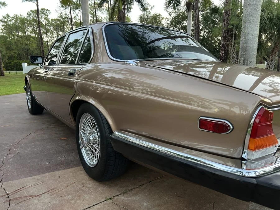 1987 Jaguar XJ Series 3 - Image 19 of 31
