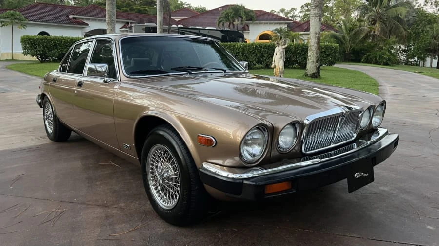 1987 Jaguar XJ Series 3 - Image 7 of 31