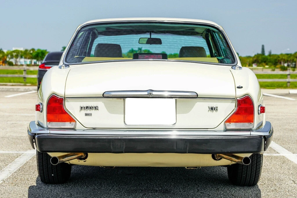 1987 Jaguar XJ40 XJ - Image 7 of 12