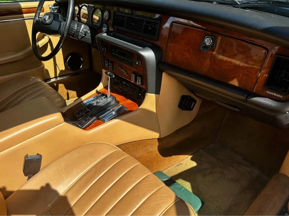 1987 Jaguar XJ Series 3 - Image 12 of 13
