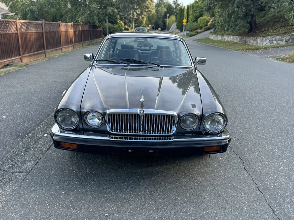 1987 Jaguar XJ Series 3 - Image 2 of 31