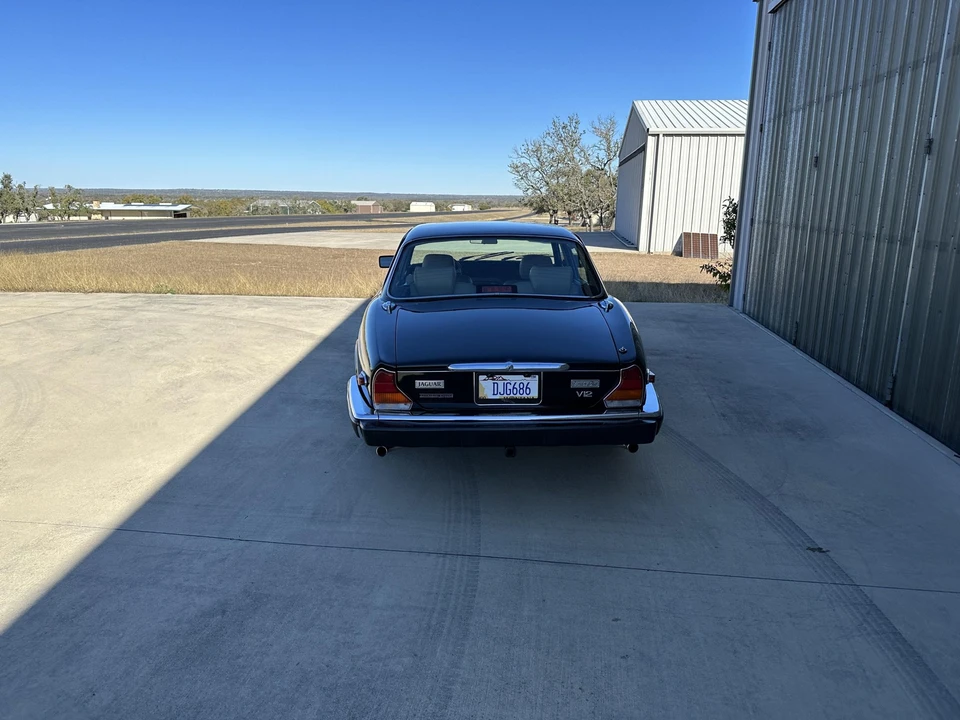 1987 Jaguar XJ Series 3 - Image 13 of 31