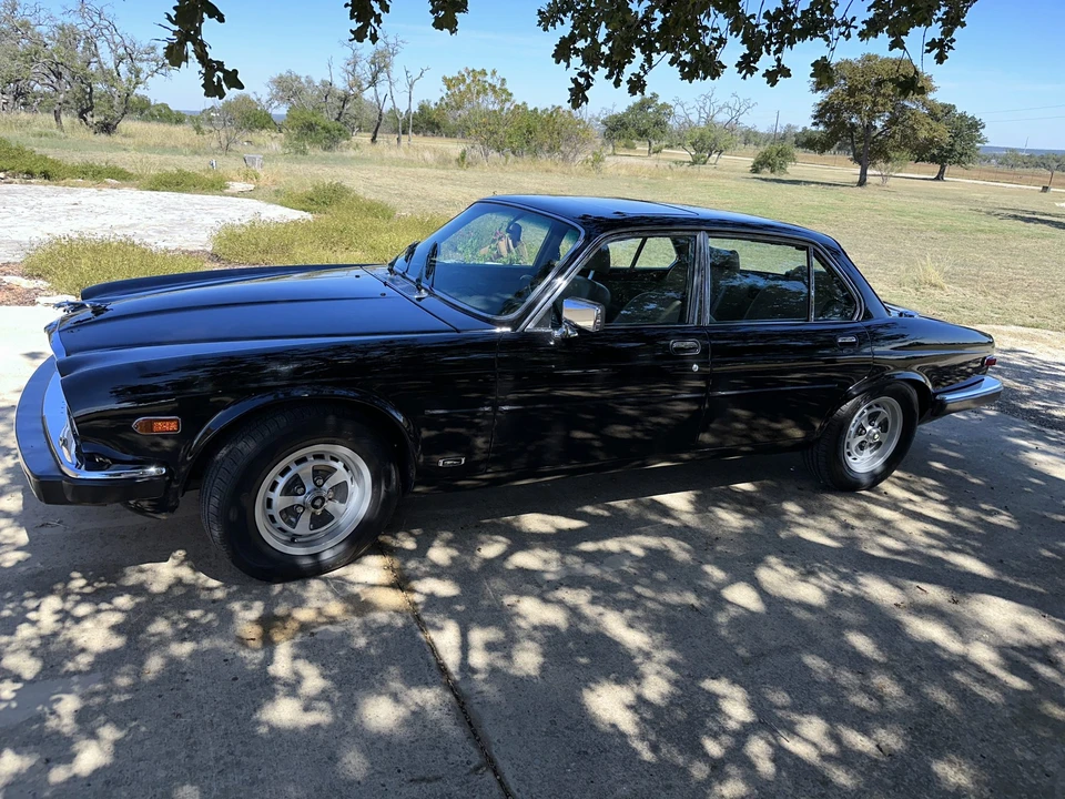 1987 Jaguar XJ Series 3 - Image 3 of 31