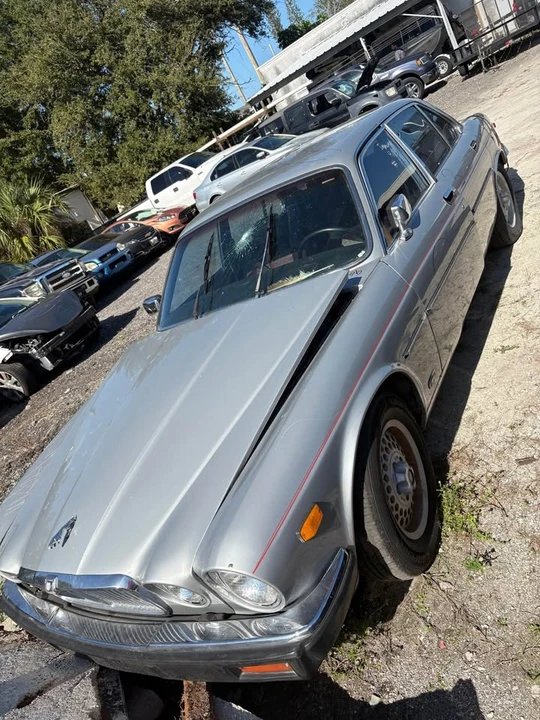 1987 Jaguar XJ Series 3 - Image 2 of 7