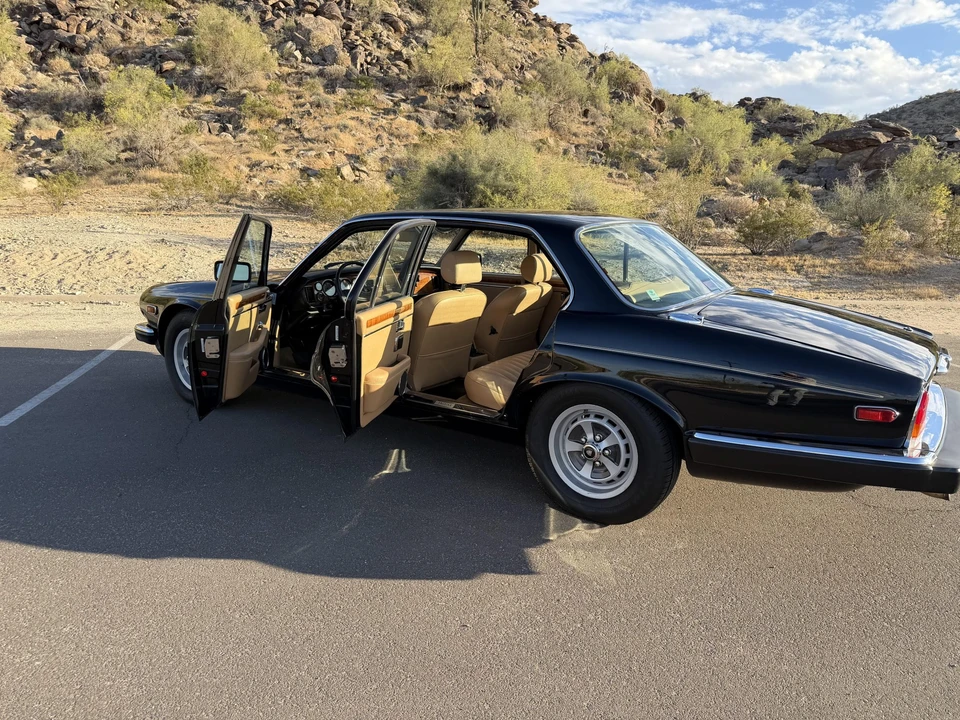 1987 Jaguar XJ Series 3 - Image 26 of 31