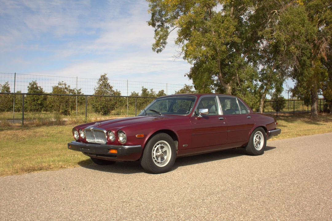 1987 Jaguar XJ Series 3 - Image 13 of 31
