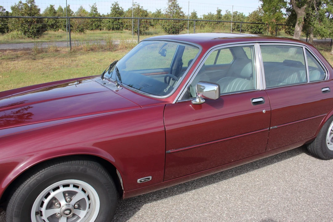 1987 Jaguar XJ Series 3 - Image 31 of 31