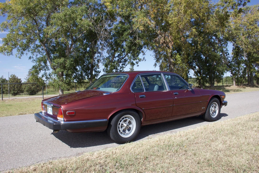 1987 Jaguar XJ Series 3 - Image 18 of 31