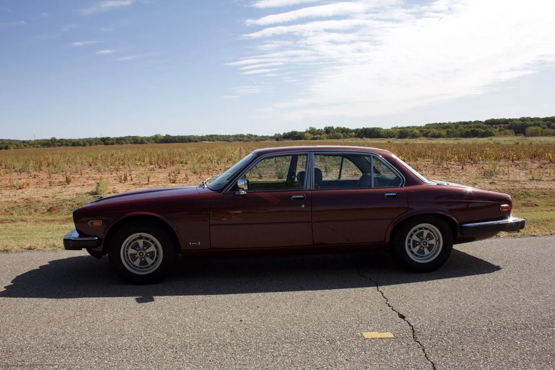 1987 Jaguar XJ Series 3 - Image 14 of 31