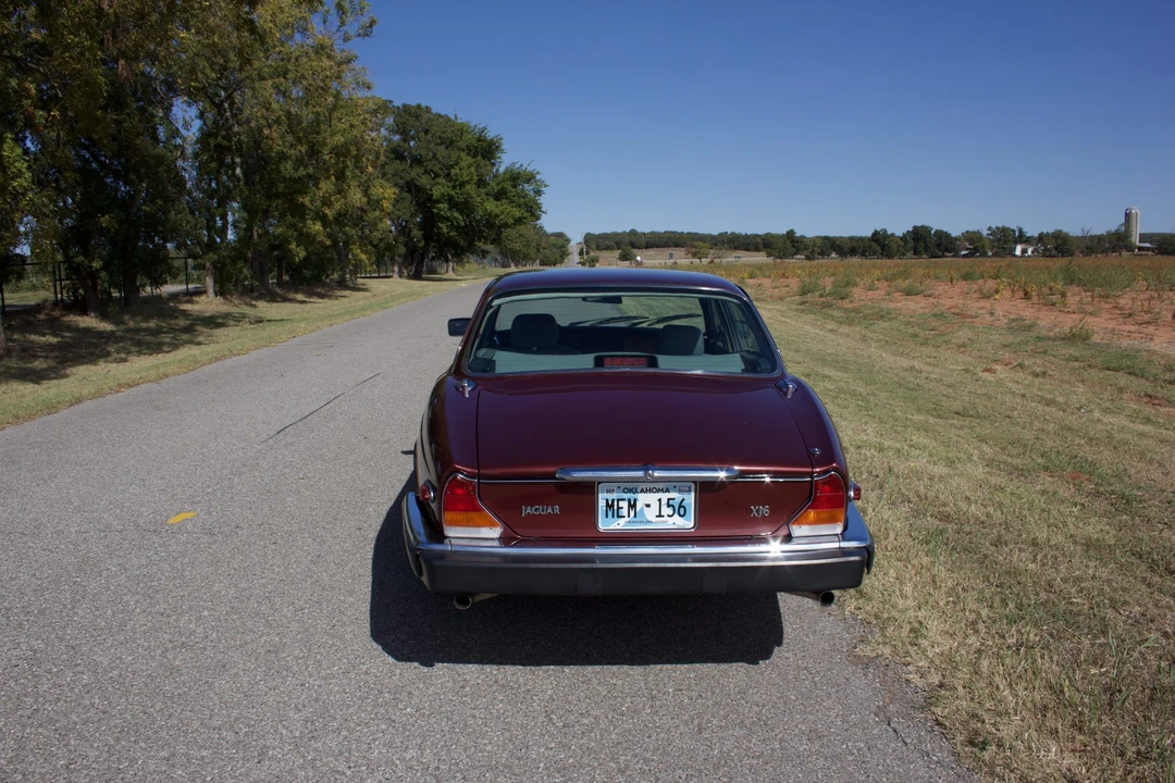1987 Jaguar XJ Series 3 - Image 19 of 31