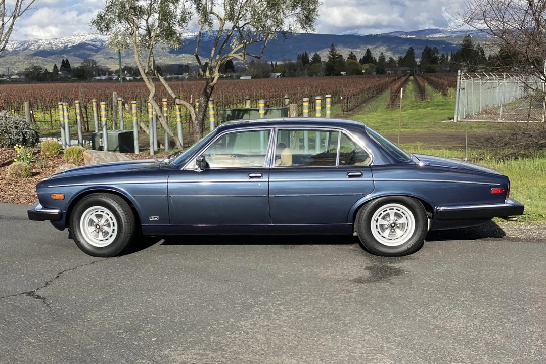 1987 Jaguar XJ Series 3 - Image 17 of 31