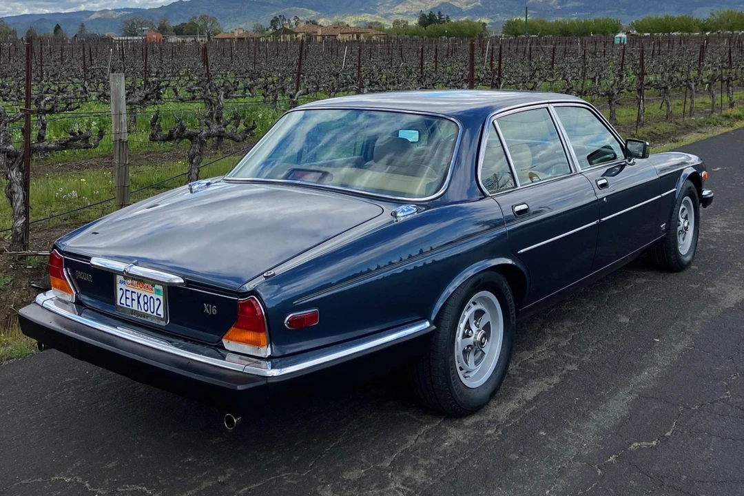 1987 Jaguar XJ Series 3 - Image 22 of 31