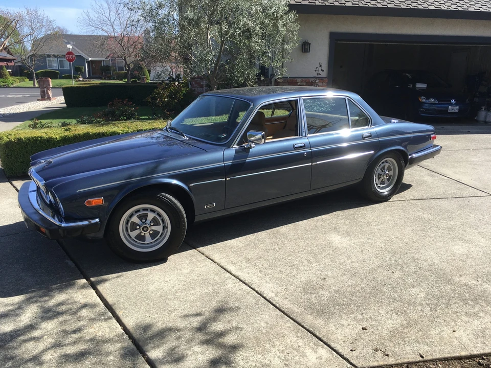 1987 Jaguar XJ Series 3 - Image 2 of 31