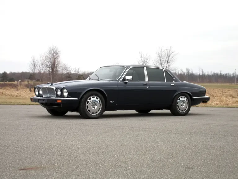 1987 Jaguar XJ Series 3 - Image 2 of 2