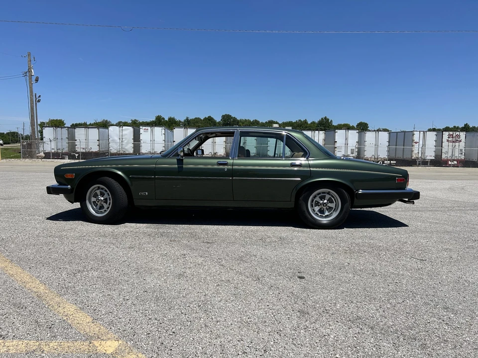 1987 Jaguar XJ Series 3 - Image 18 of 31