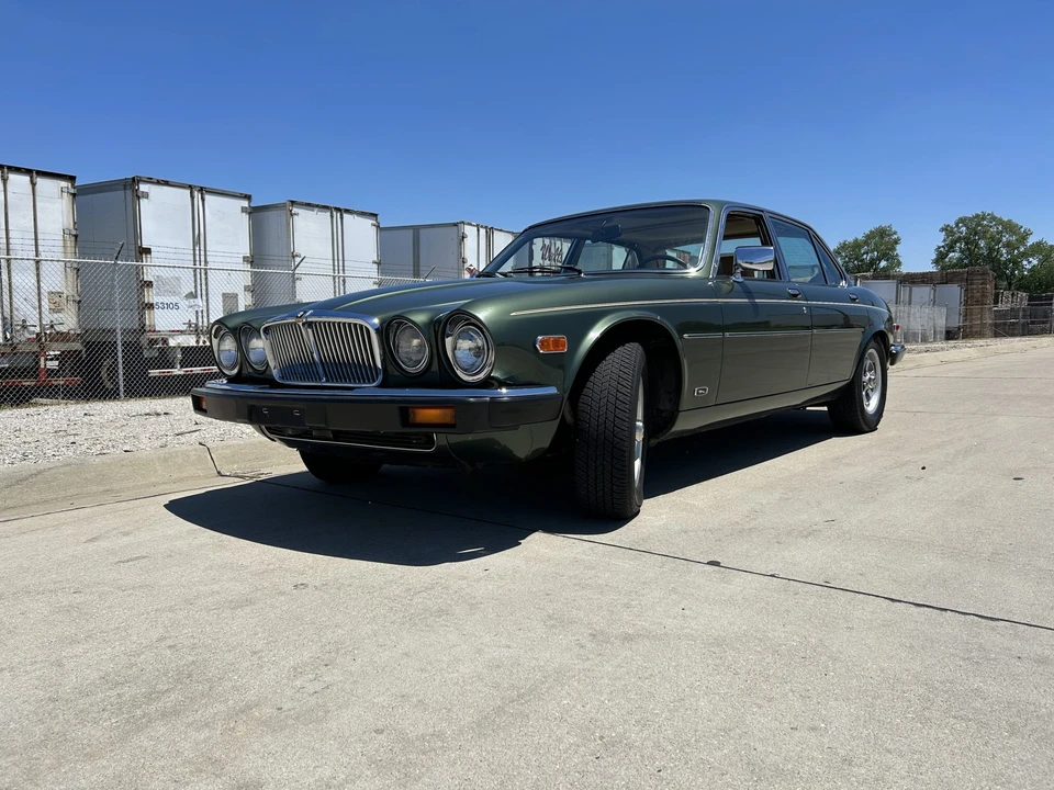 1987 Jaguar XJ Series 3 - Image 13 of 31