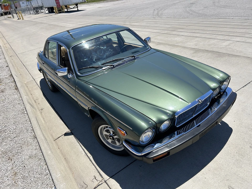 1987 Jaguar XJ Series 3 - Image 2 of 31