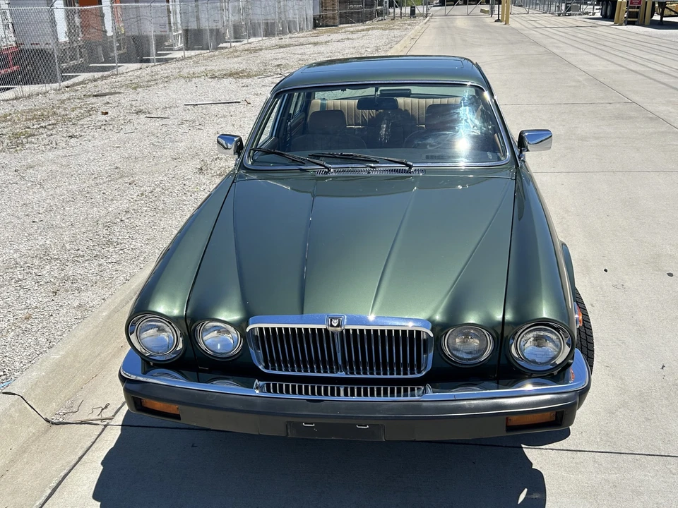 1987 Jaguar XJ Series 3 - Image 8 of 31