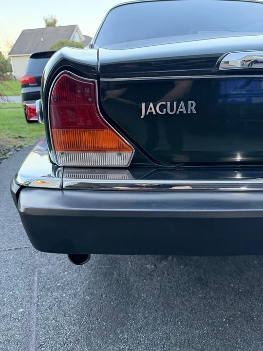 1987 Jaguar XJ Series 3 - Image 5 of 17