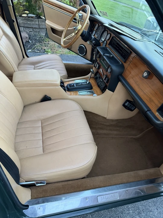 1987 Jaguar XJ Series 3 - Image 13 of 17