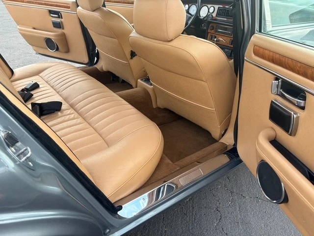 1987 Jaguar XJ40 XJ - Image 8 of 21