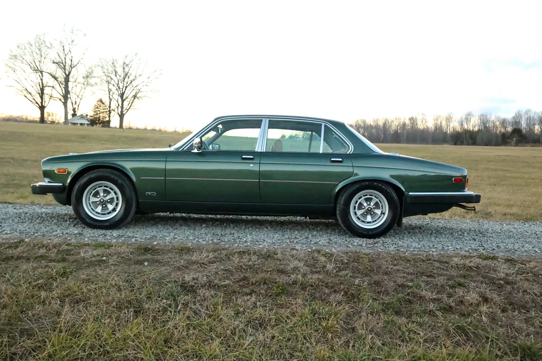 1987 Jaguar XJ Series 3 - Image 24 of 31