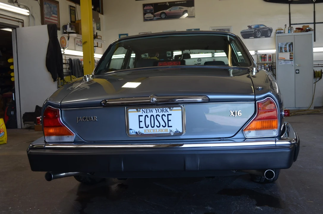 1987 Jaguar XJ Series 3 - Image 13 of 31