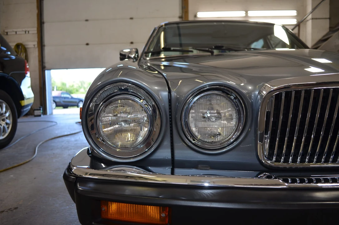 1987 Jaguar XJ Series 3 - Image 26 of 31