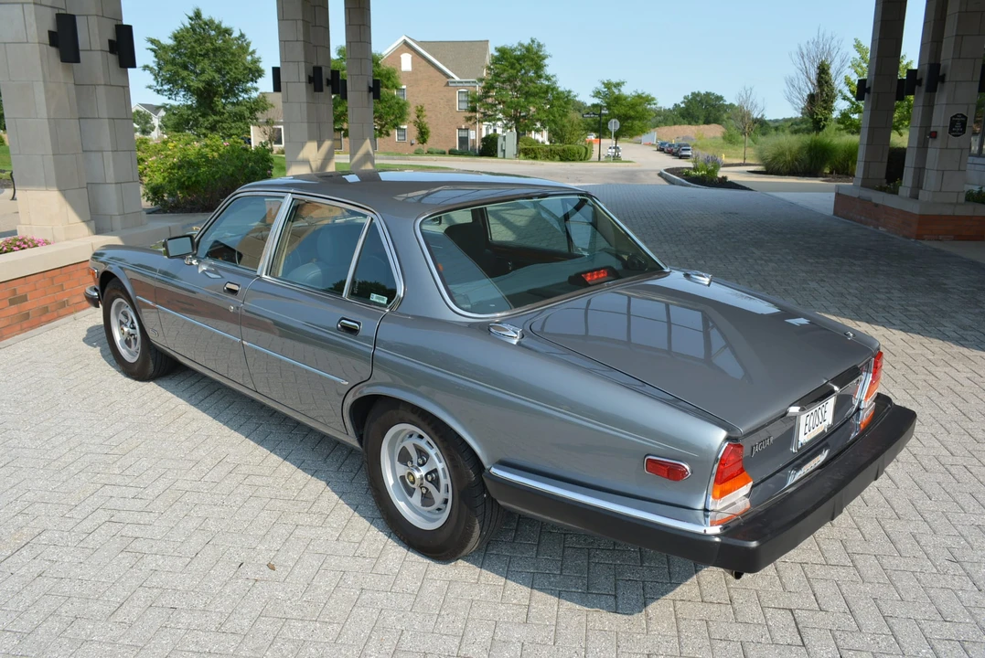 1987 Jaguar XJ Series 3 - Image 15 of 31